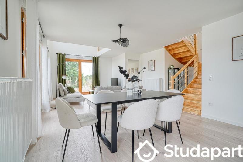 Chambre - 9 m² - 1 pièce