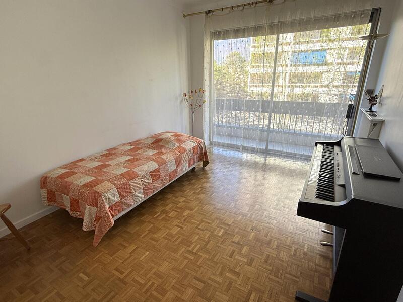 Appartement - 81 m² - 3 pièces