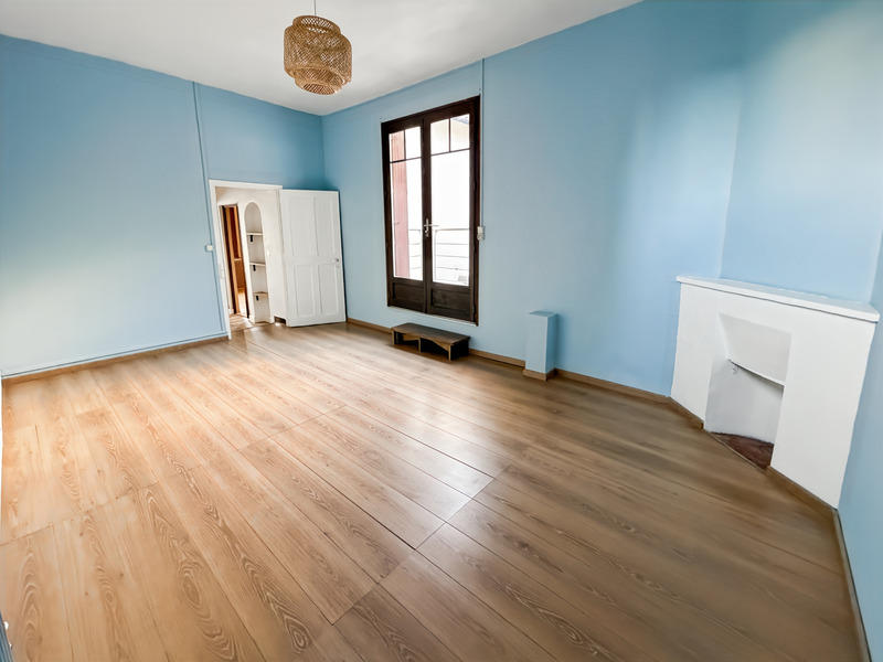 Maison - 94 m² - 5 pièces