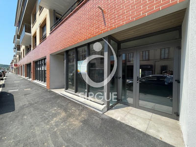 Local commercial - 285 m²
