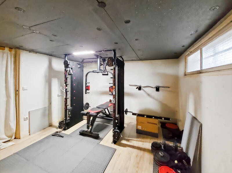 Maison - 84 m² - 5 pièces