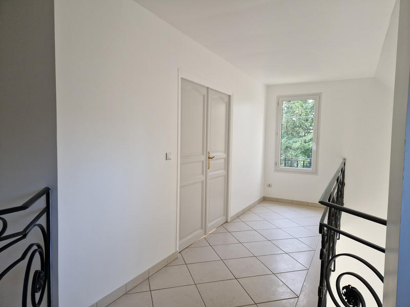 Maison - 194 m² - 10 pièces