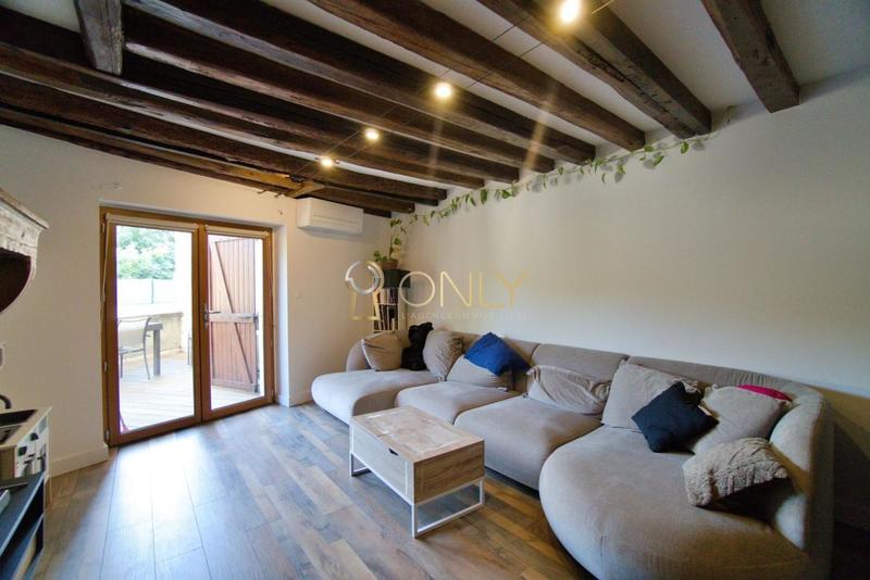 Appartement - 85 m² - 3 pièces