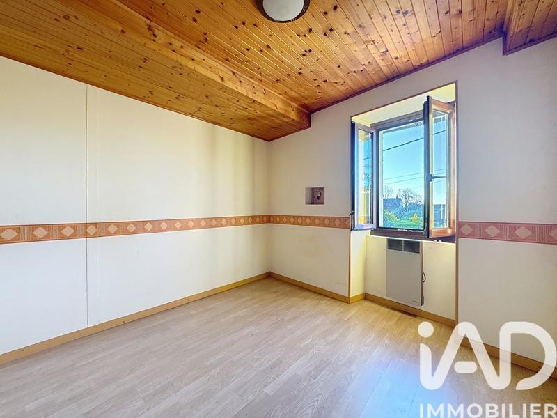 Maison - 98 m² - 5 pièces