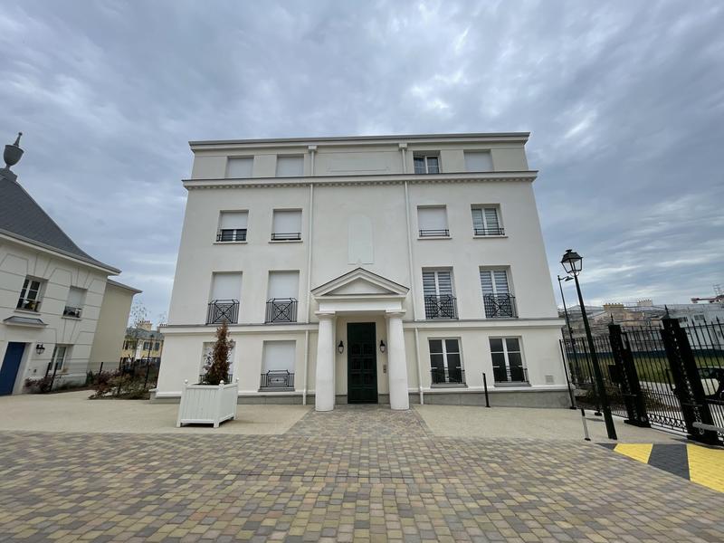 Appartement - 86 m² - 4 pièces