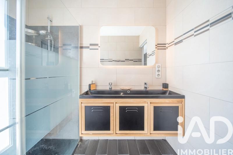 Maison - 104 m² - 5 pièces