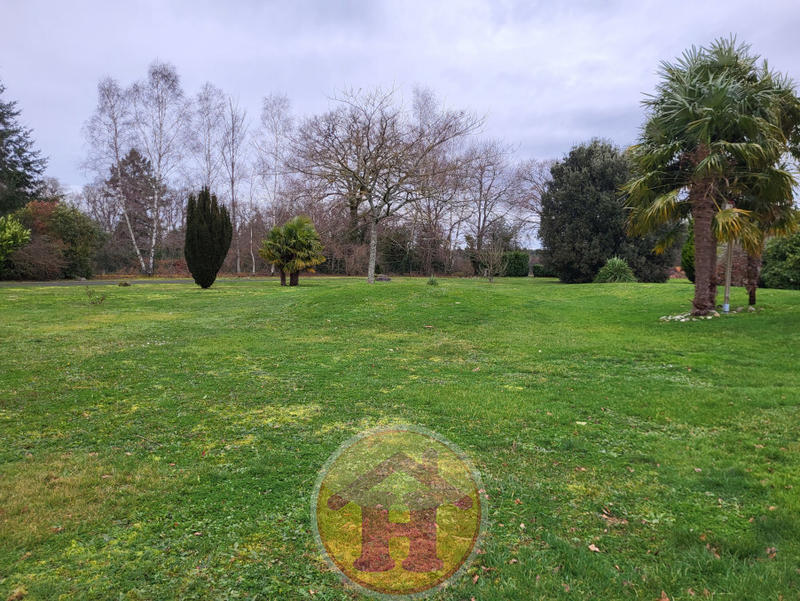 Maison - 208 m² - 5 pièces