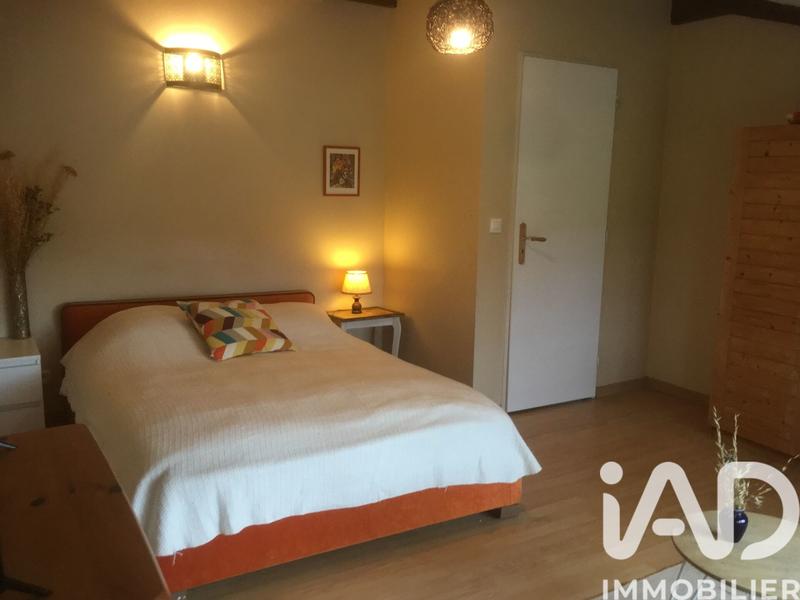 Maison - 259 m² - 9 pièces