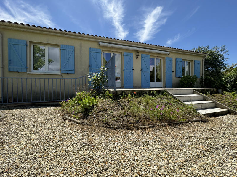 Maison - 104 m² - 4 pièces