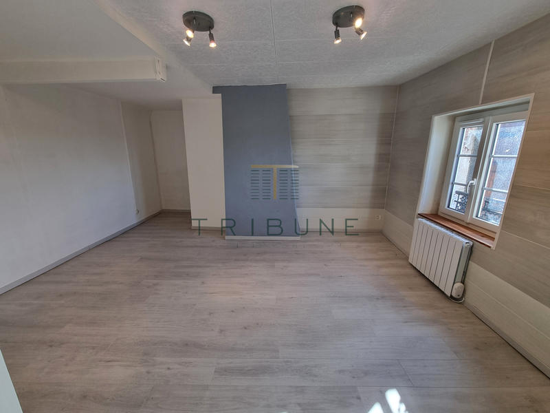 Maison - 292 m² - 10 pièces