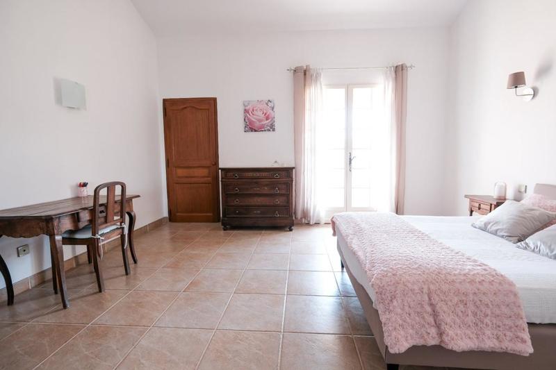 Propriété - 322 m² - 10 pièces