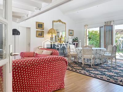 Maison - 291 m² - 8 pièces