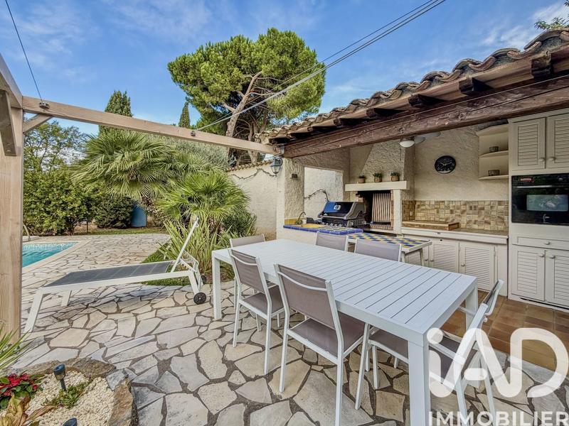 Maison - 140 m² - 6 pièces