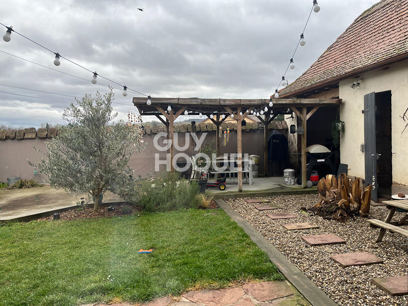 Demeure - 266 m² - 7 pièces