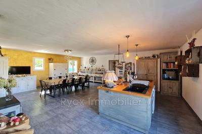 Villa - 138 m² - 7 pièces