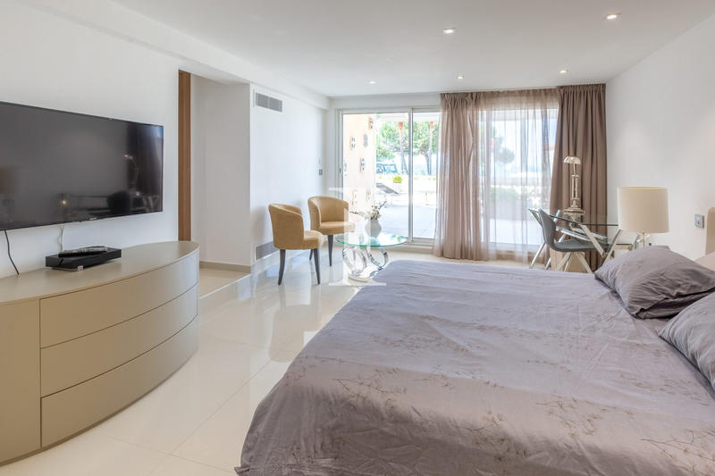 Appartement - 213 m² - 5 pièces