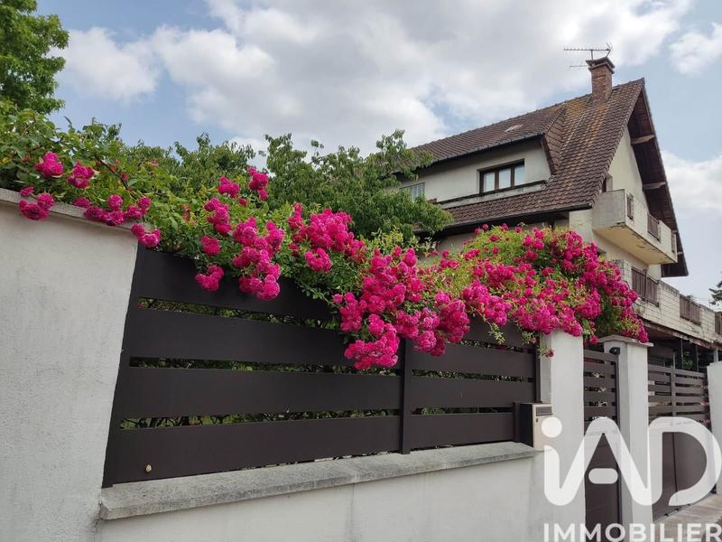 Maison - 192 m² - 8 pièces