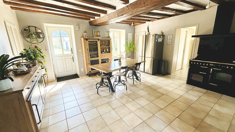 Maison traditionnelle - 130 m² - 5 pièces