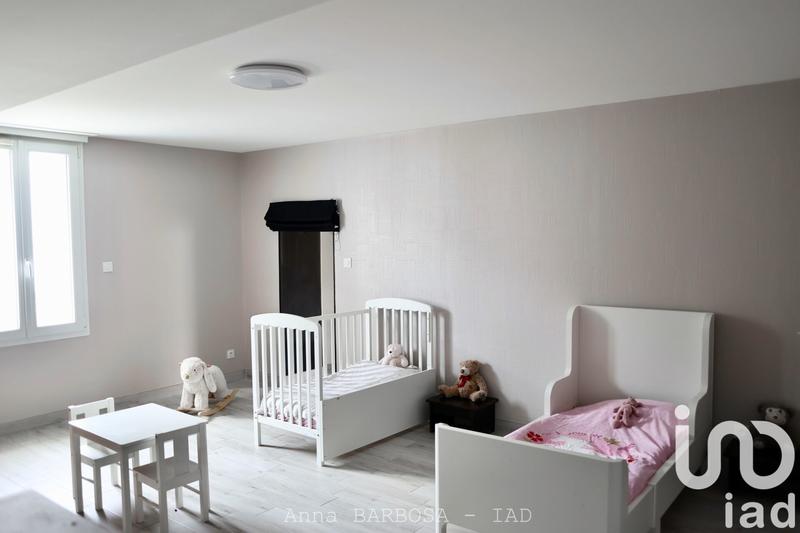 Maison - 361 m² - 7 pièces