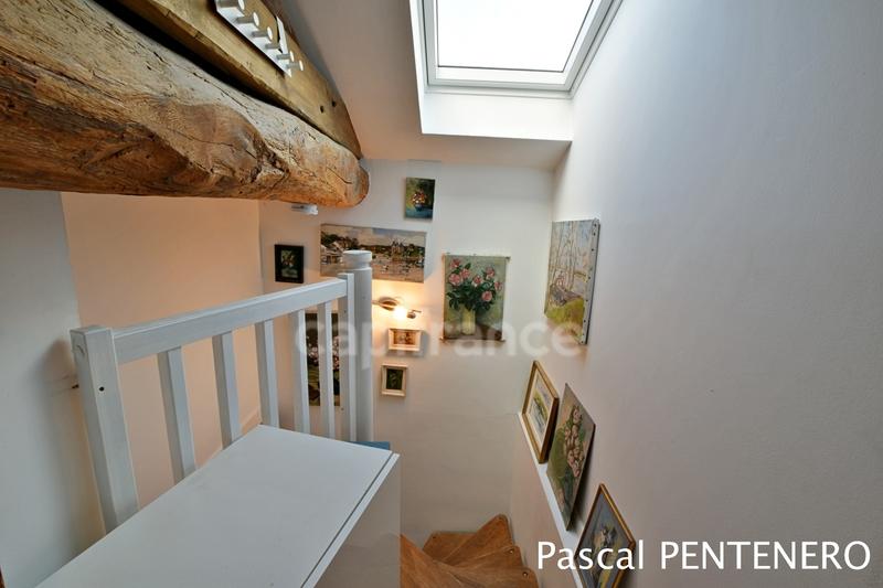 Appartement ancien - 63 m² - 3 pièces