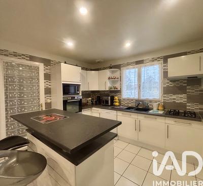 Maison - 126 m² - 5 pièces