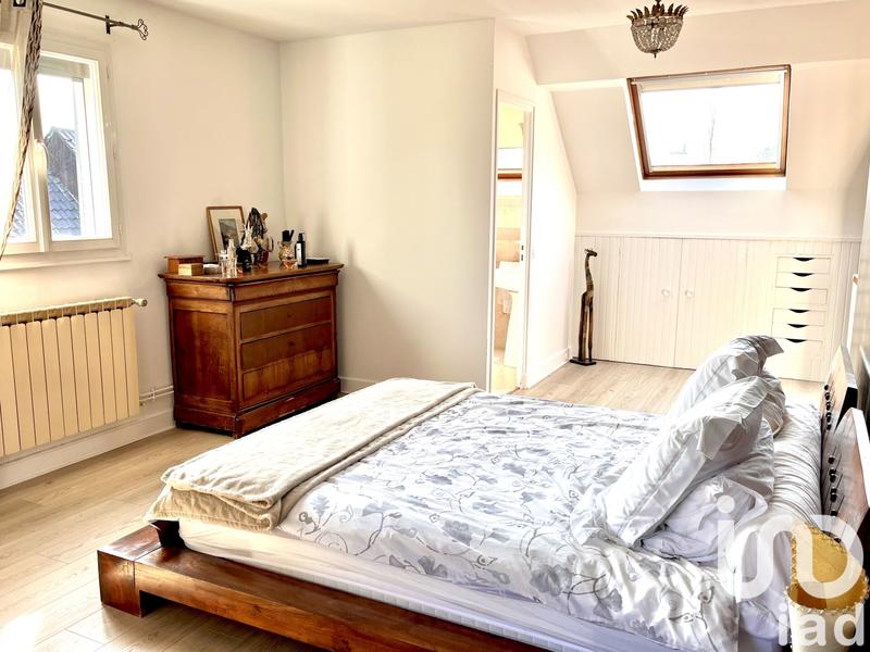 Maison - 168 m² - 7 pièces