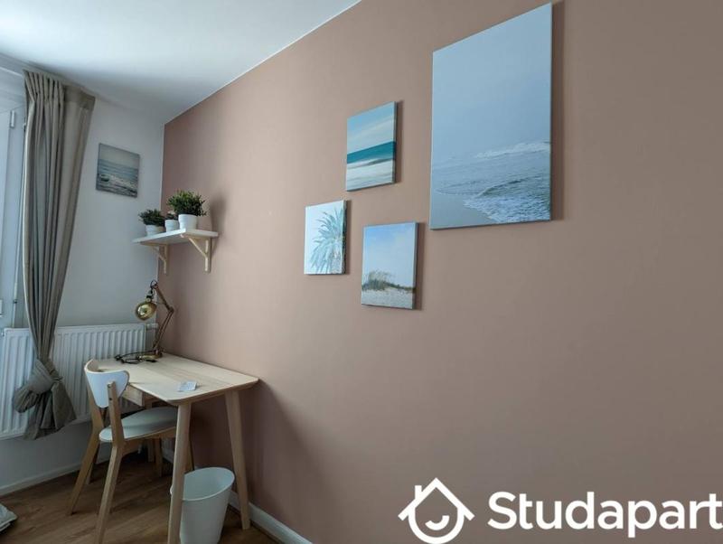 Chambre - 17 m² - 1 pièce