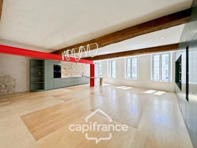 Appartement - 139 m² - 5 pièces