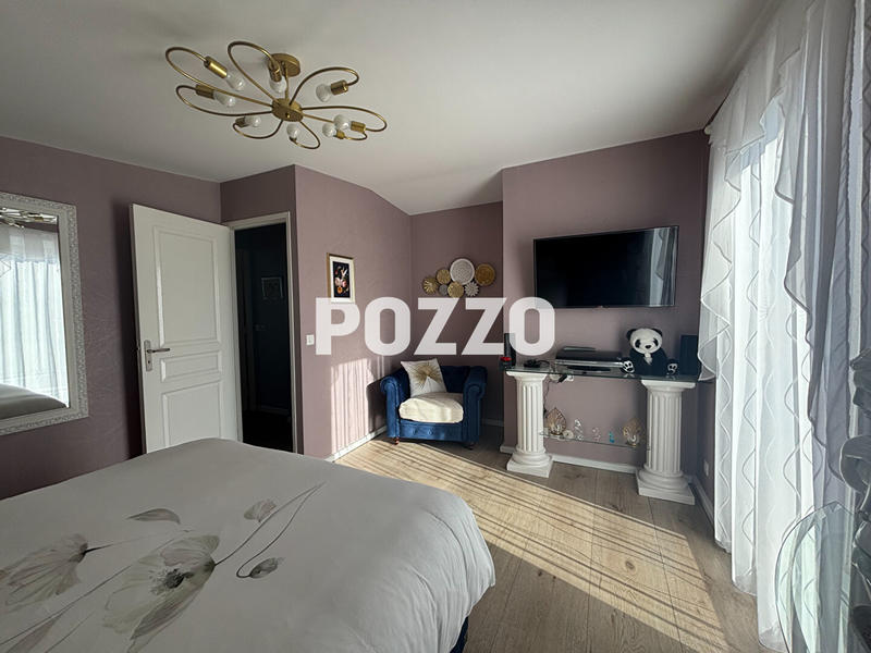 Maison - 142 m² - 6 pièces