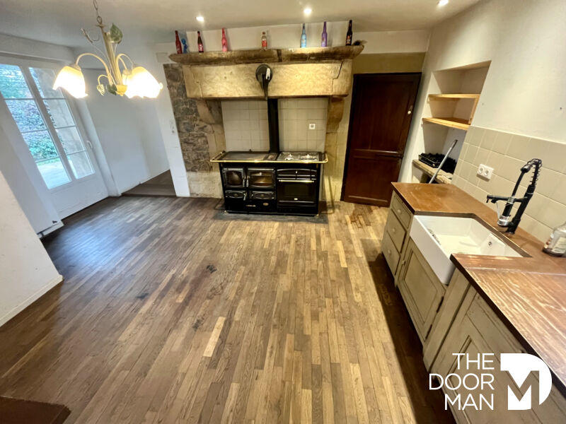 Maison en pierre - 125 m² - 5 pièces