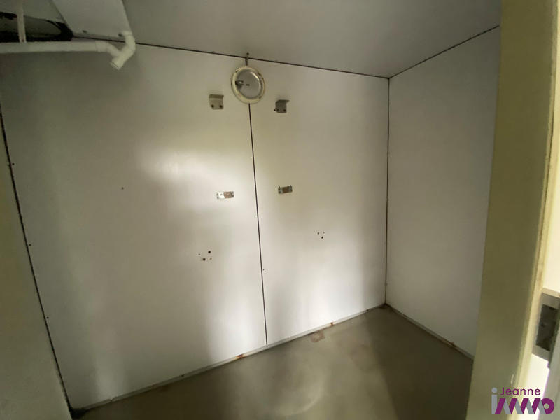 Local commercial - 110 m²