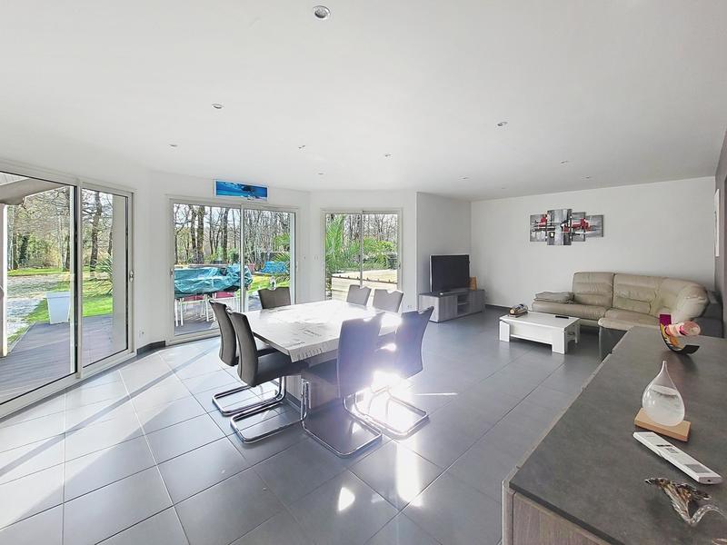 Maison - 108 m² - 4 pièces