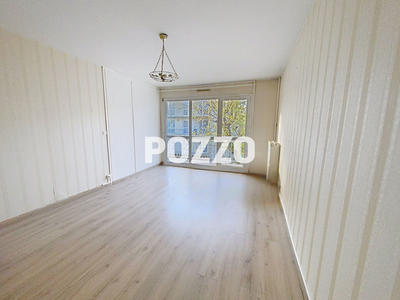Appartement - 83 m² - 4 pièces
