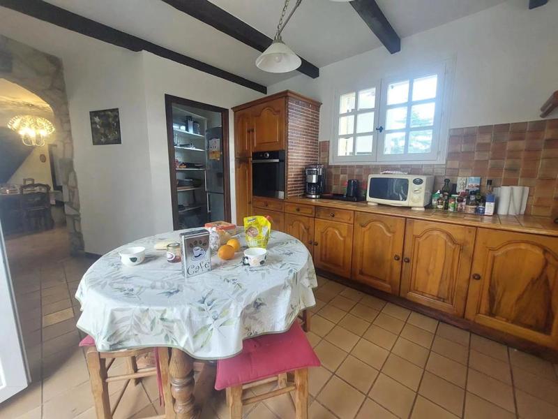 Villa - 205 m² - 10 pièces