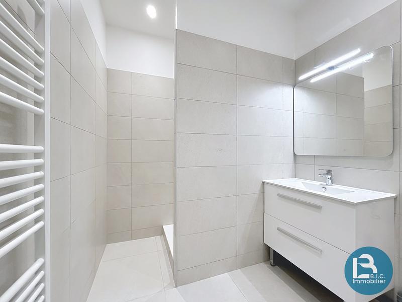 Appartement - 109 m² - 3 pièces