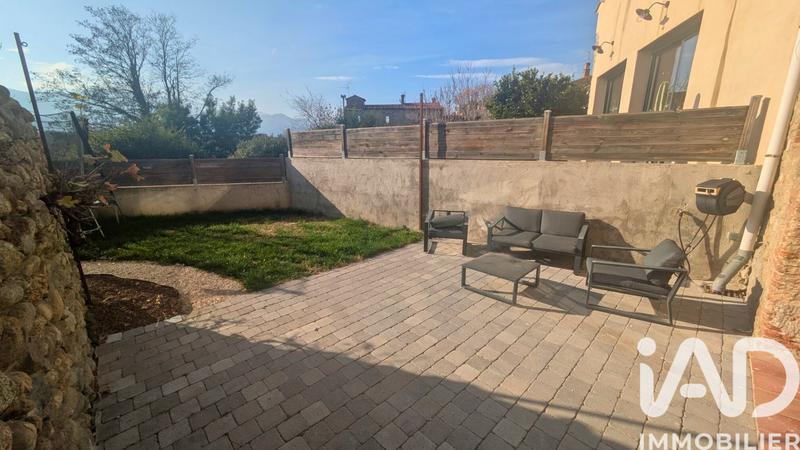 Maison de village - 220 m² - 5 pièces