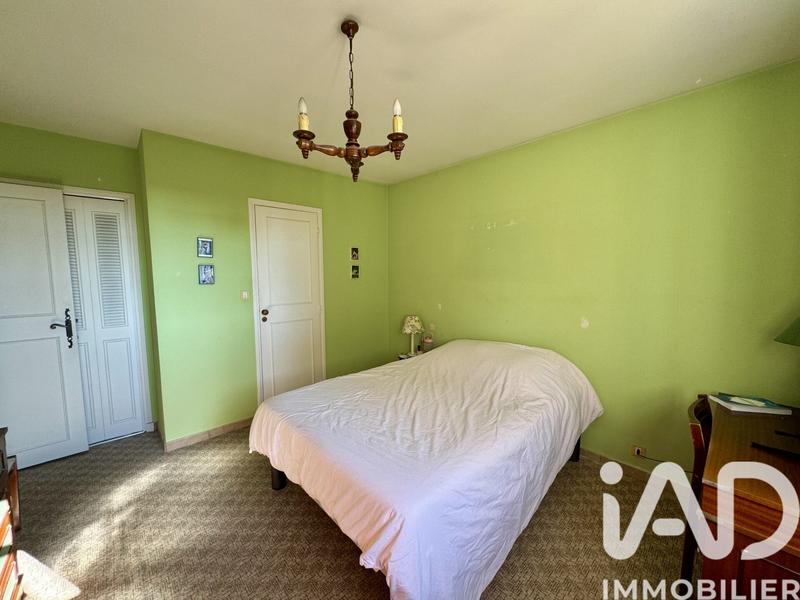 Maison - 200 m² - 6 pièces