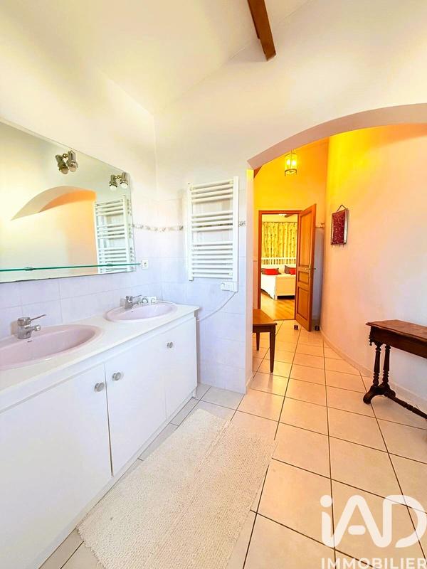 Maison - 172 m² - 5 pièces