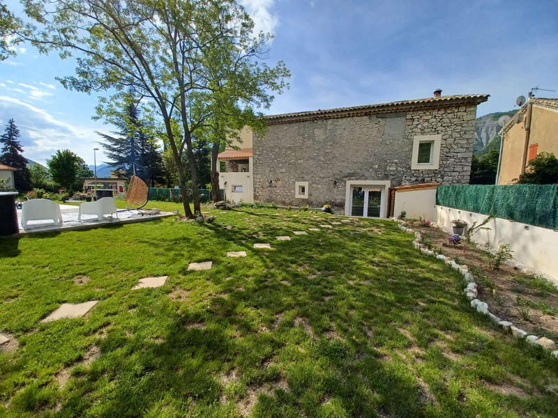 Maison - 170 m² - 5 pièces