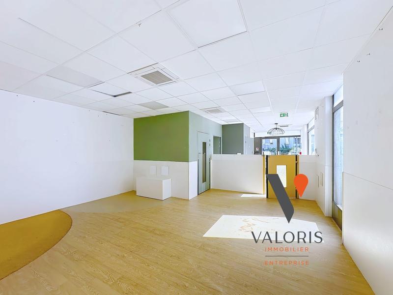 Local commercial - 193 m²