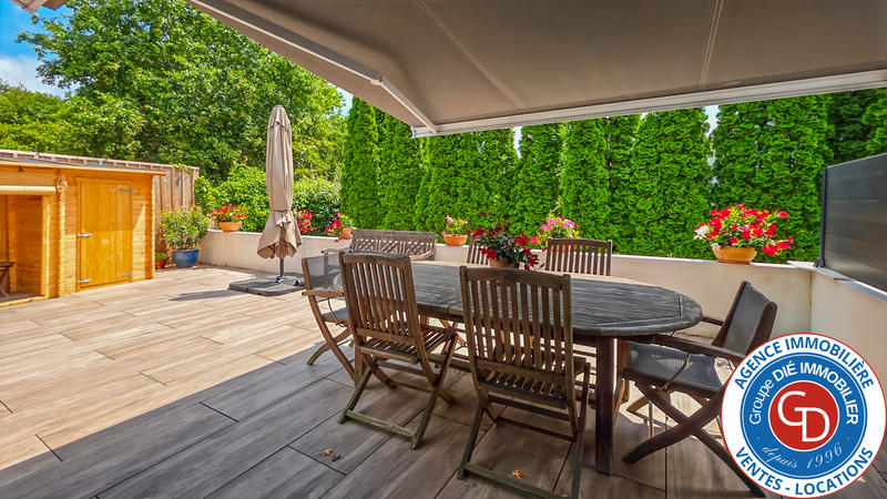 Maison - 90 m² - 4 pièces