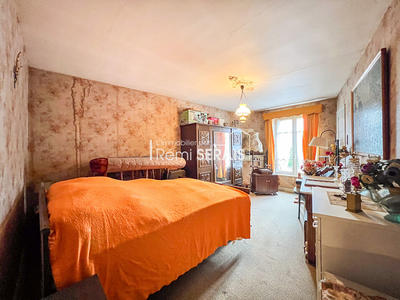 Maison - 95 m² - 5 pièces