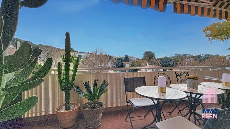 Appartement - 77 m² - 4 pièces