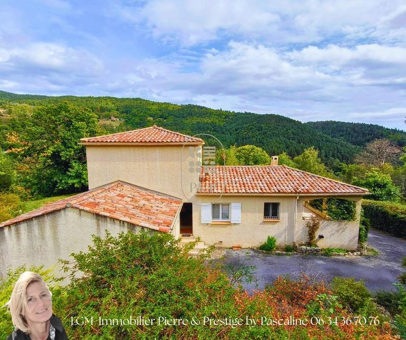 Maison - 125 m² - 5 pièces