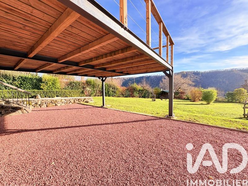 Maison - 151 m² - 6 pièces