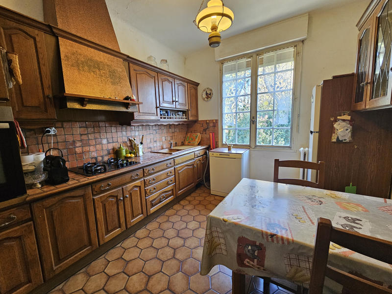 Maison - 185 m² - 7 pièces