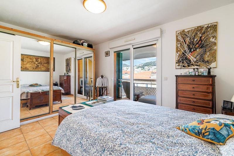 Appartement - 182 m² - 4 pièces