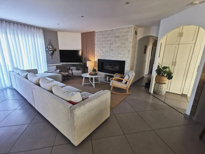 Maison - 133 m² - 7 pièces