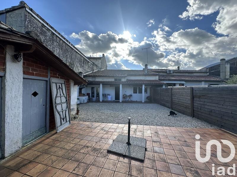 Appartement - 180 m² - 8 pièces