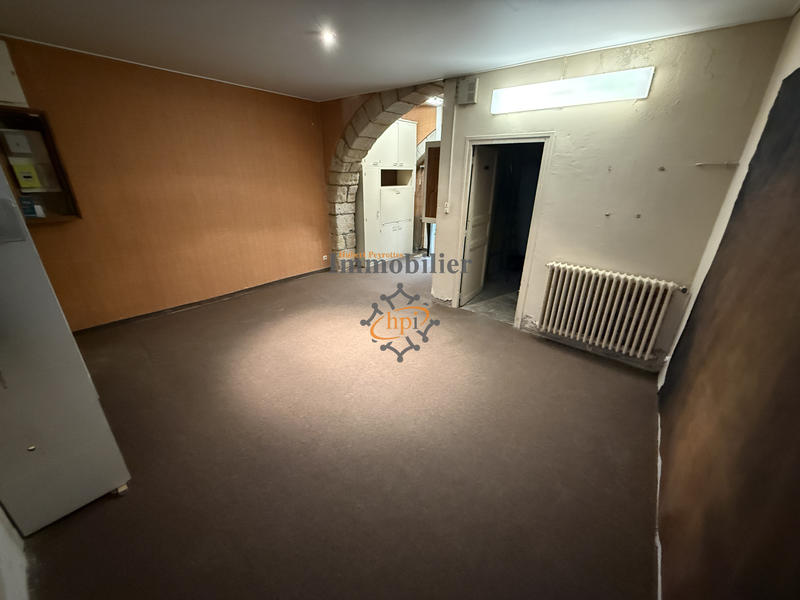 Local commercial - 77 m² - 3 pièces